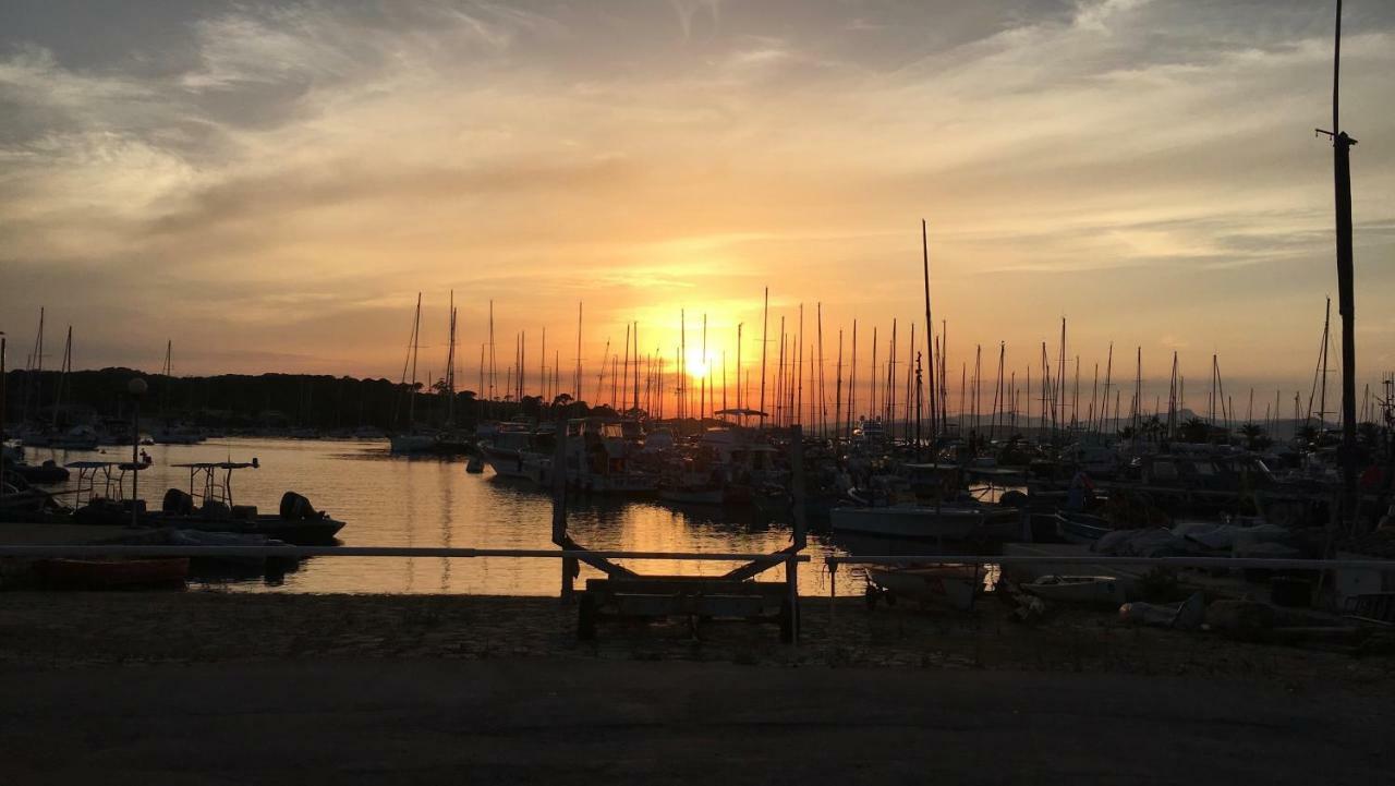 Petit Moulin-T3 Giens-Clim-Parking Apartment Hyeres Luaran gambar